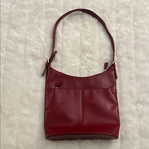 Chic Red Leather Shoulder Bag